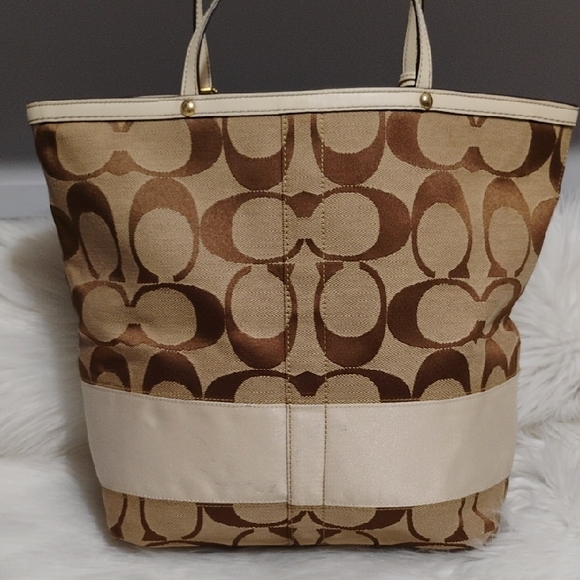 SALE! Auth Coach Signature Brown/Cream Canvas/Leather Tote Handbag/Hangtags - Picture 4 of 16